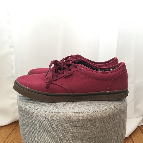 Vans - Picture 3 of 6